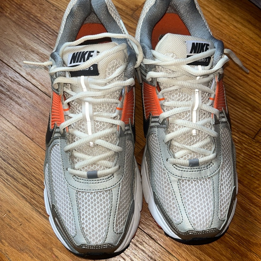 Nike Vomero 5 Silver and Orange Running Shoes